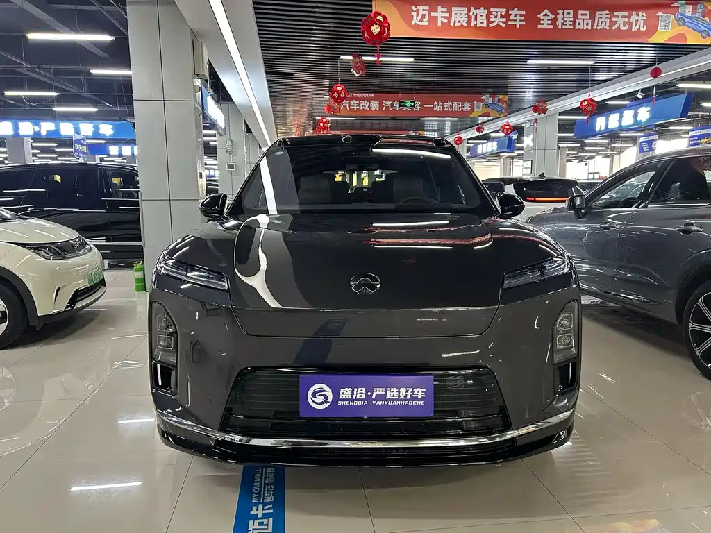 NIO ES8 2026 мест Executive Luxury