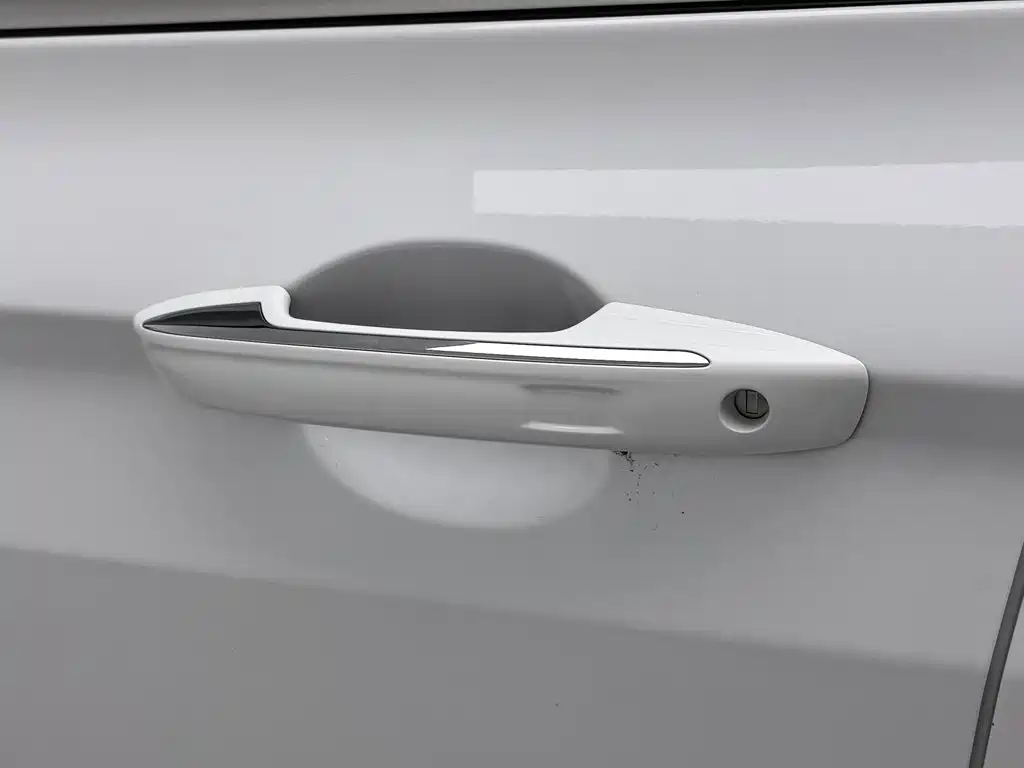 Geely Emgrand S — миниатюра 18