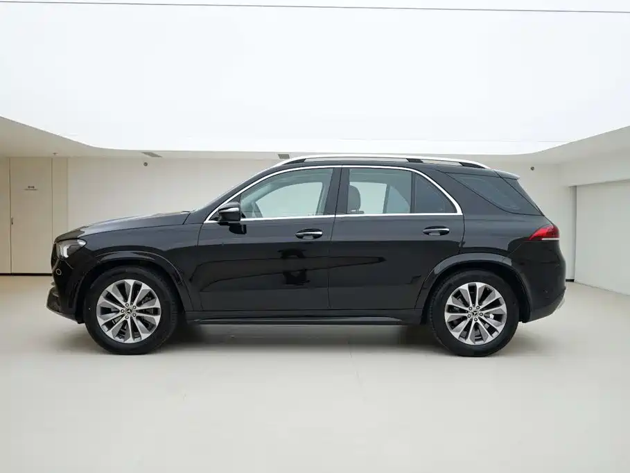 Mercedes-Benz GLE (Import) — миниатюра 3