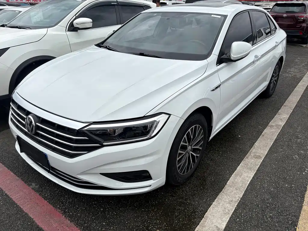 Volkswagen Sagitar 2021