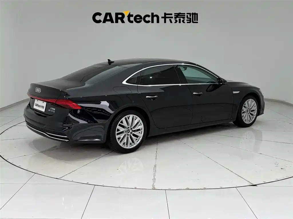 AUDI A7L