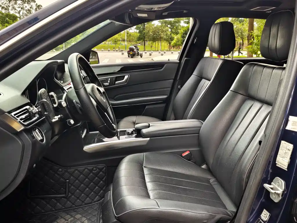 Mercedes-Benz E-Class — миниатюра 5