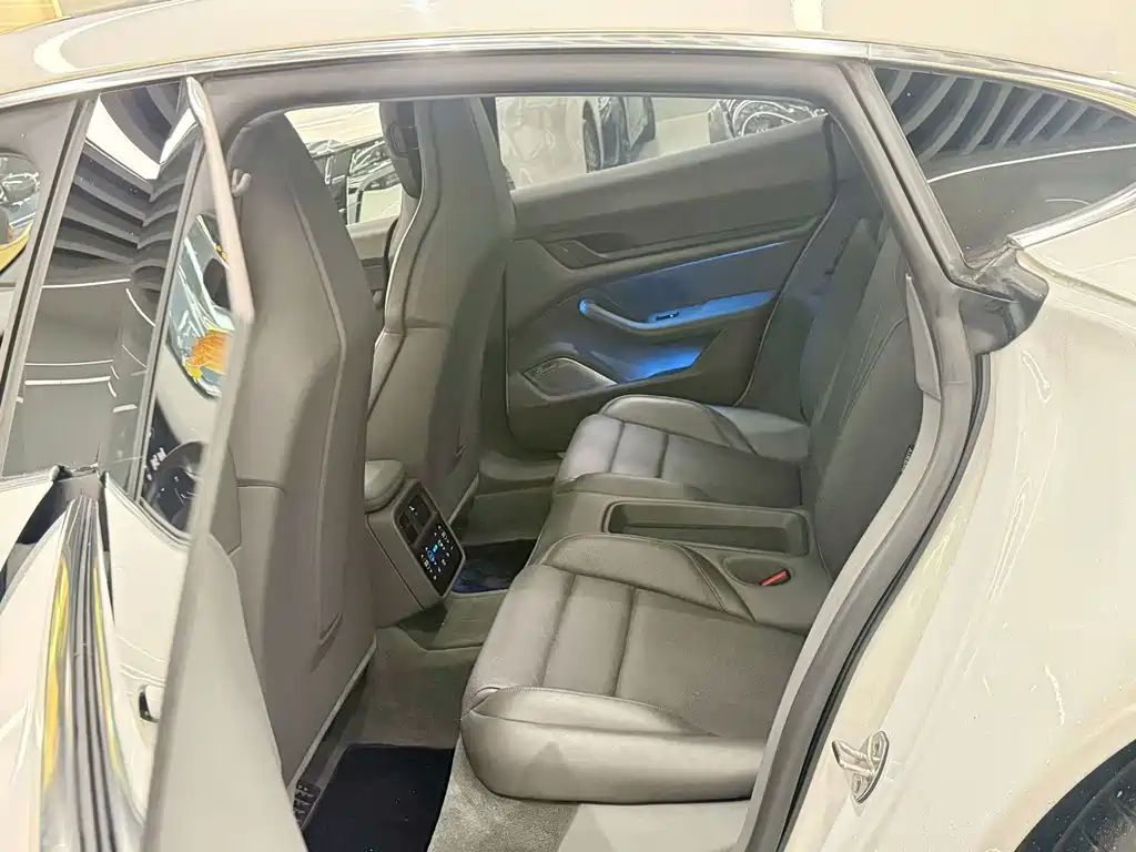 Porsche Taycan 2019 Taycan 4S
