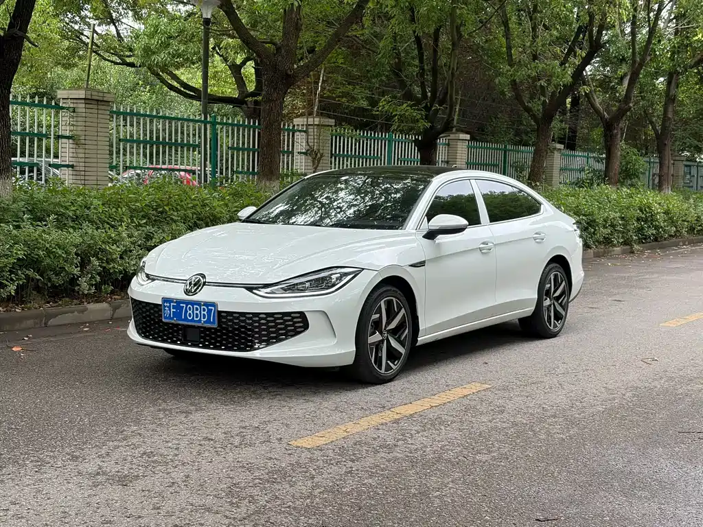 Volkswagen Lamando