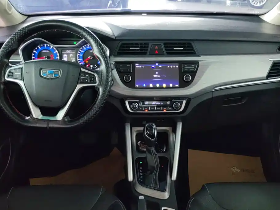 Geely Vision X3 — миниатюра 12