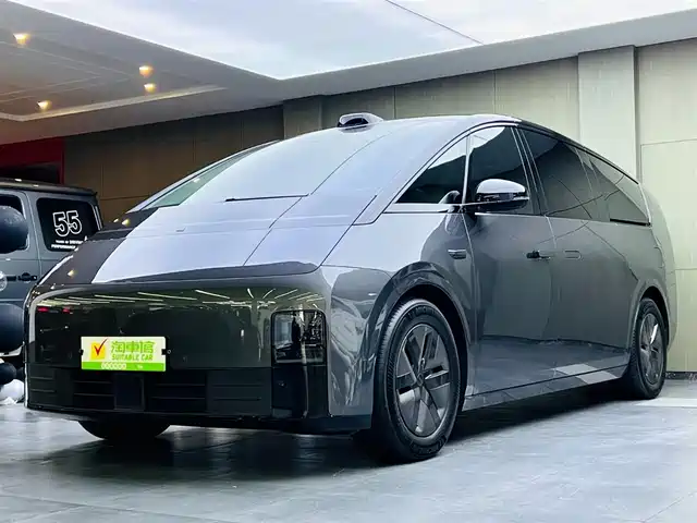 Li Auto IDEAL MEGA 2024