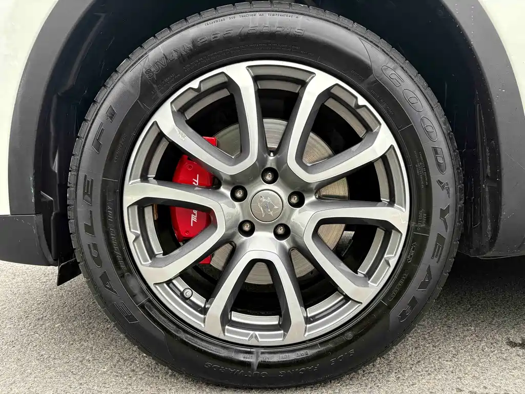 Maserati Levante — миниатюра 21