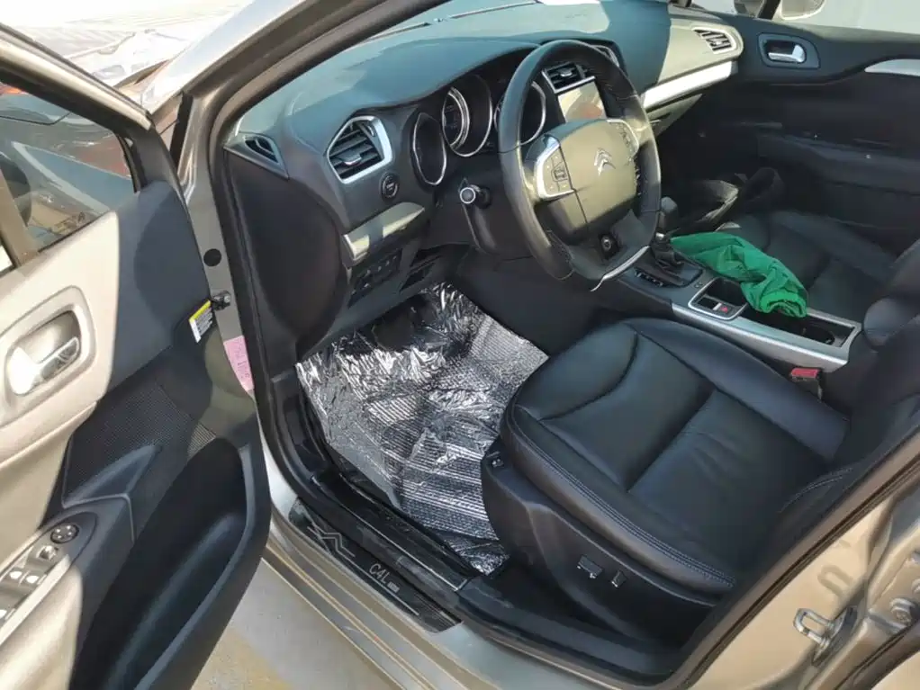 Citroen C4L — миниатюра 16