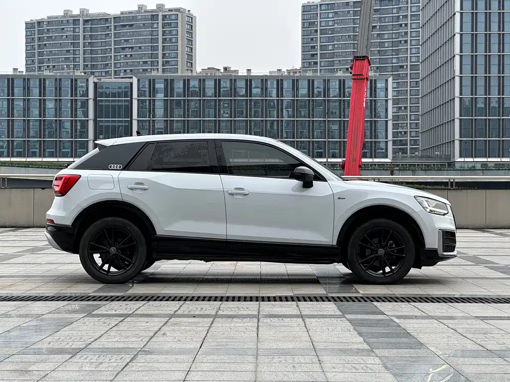 Audi Q2L — миниатюра 7