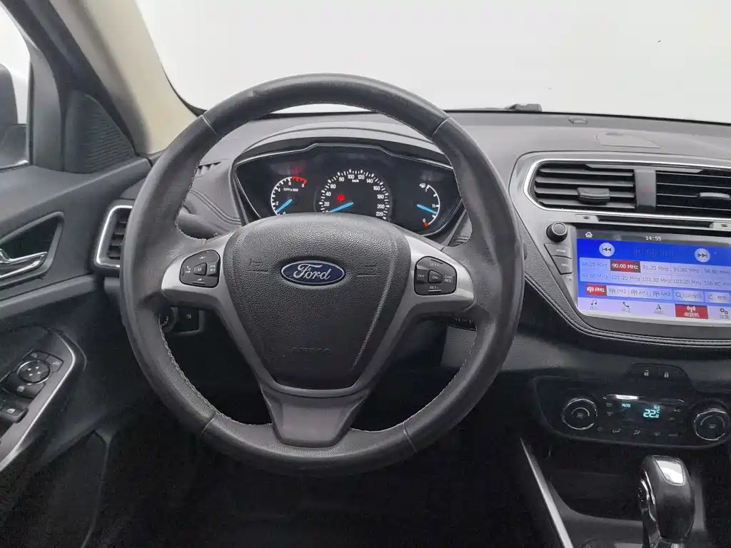 Ford Escort — миниатюра 11