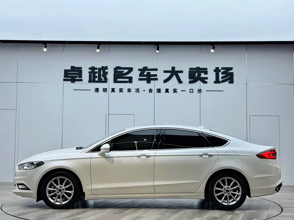 Ford Mondeo 2017 EcoBoost 200 Fashion