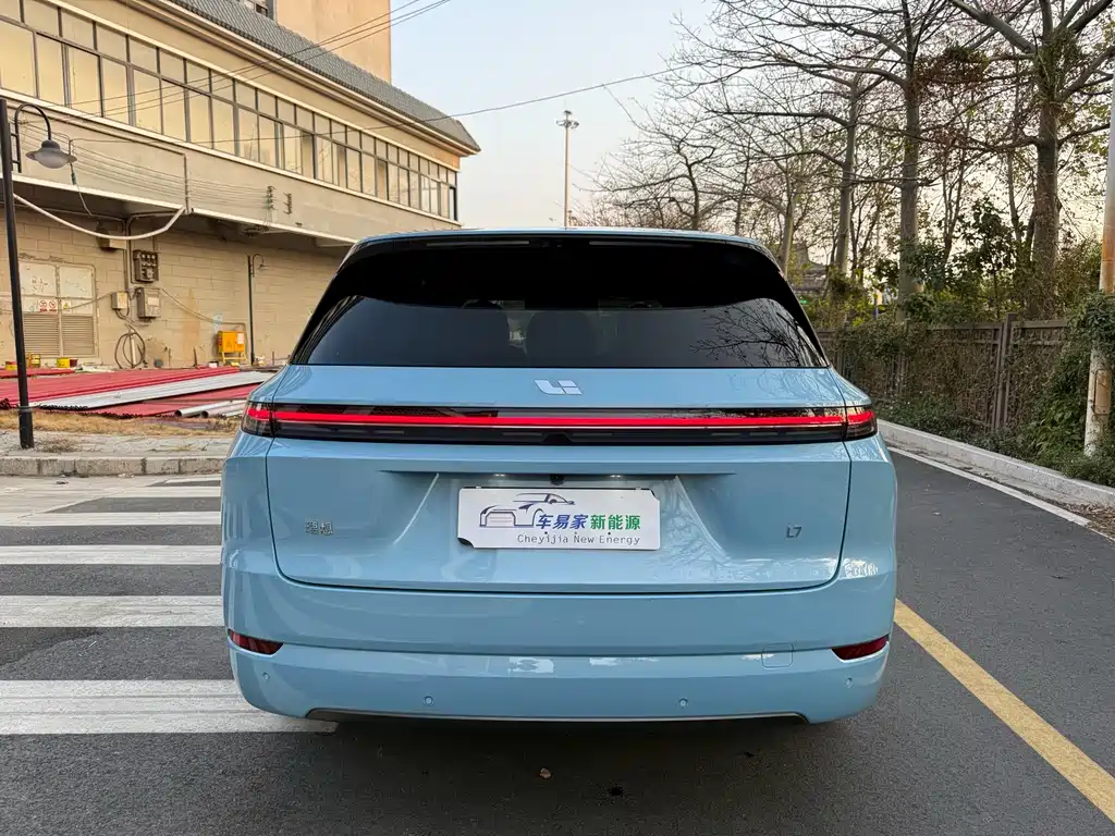 Li Auto IDEAL L7