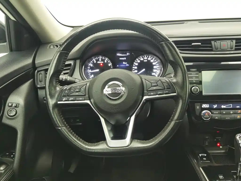 Nissan X-Trail — миниатюра 11