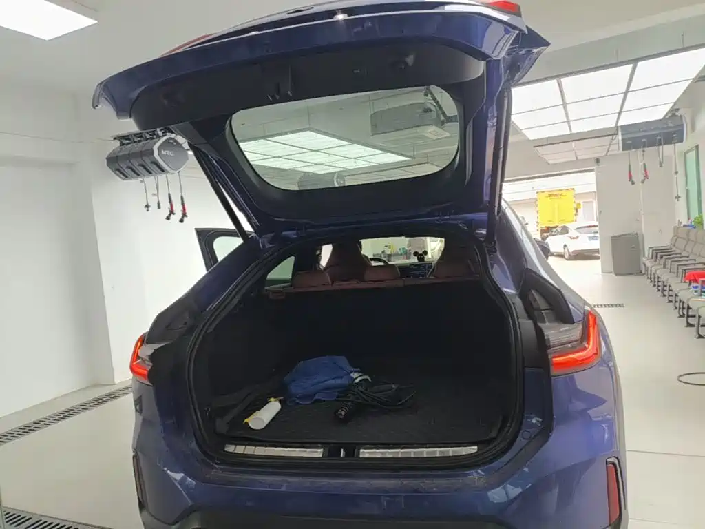 NIO EC6 — миниатюра 19