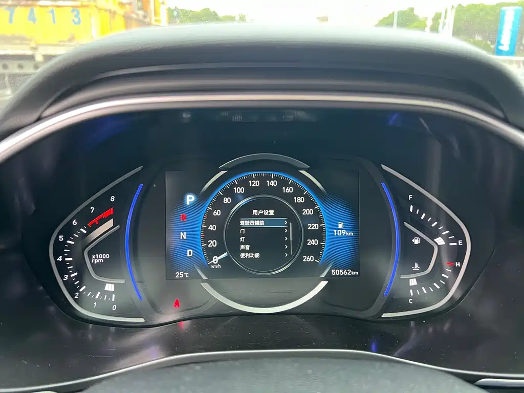 Hyundai Fista — миниатюра 4