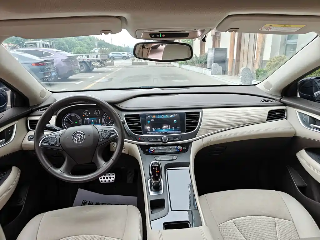 Buick LaCrosse — миниатюра 8