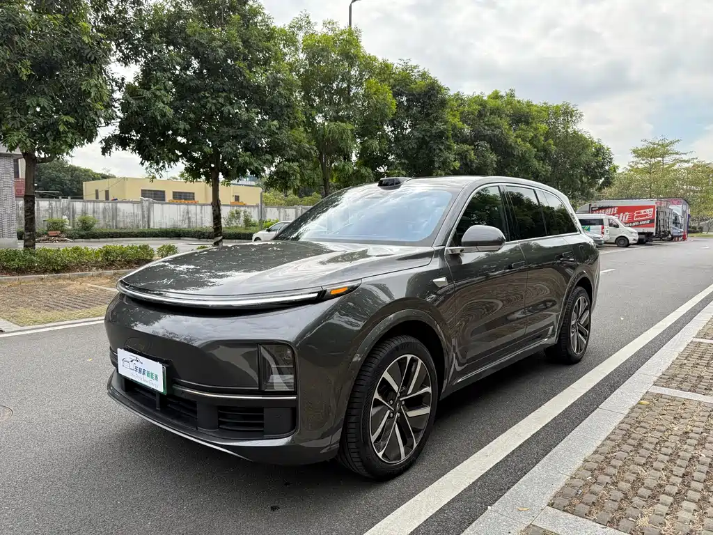 Li Auto IDEAL L8
