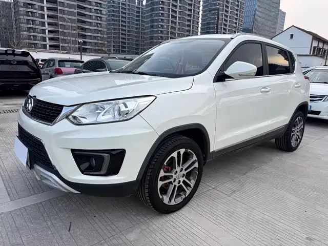 2017 BAIC Beijing X3