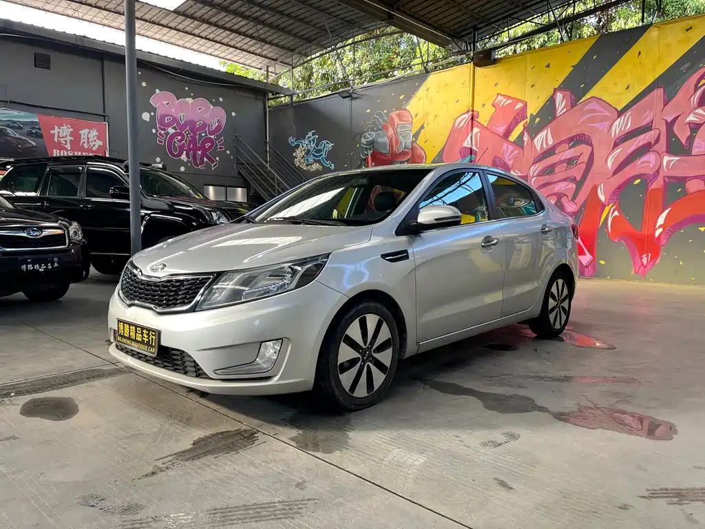 Kia K2 2013