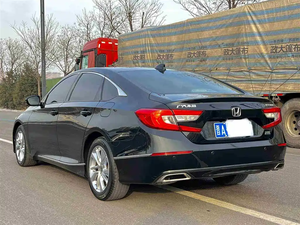 Honda Accord 2018 260TURBO Elite V