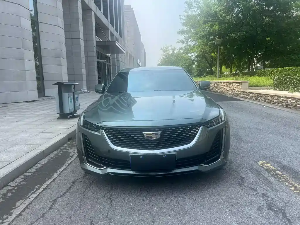 Cadillac CT5 28T Luxury Type, фото 2