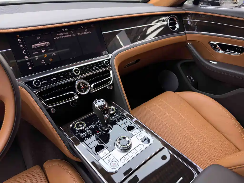 Bentley Flying Spur — миниатюра 27