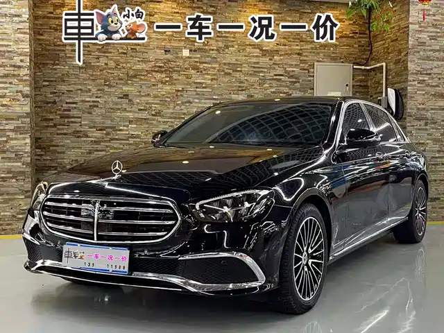 MERCEDES-BENZ E CLASS