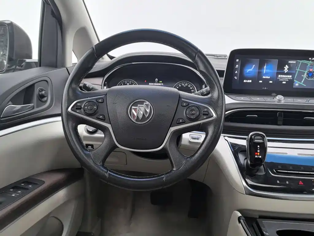 Buick GL8 — миниатюра 11