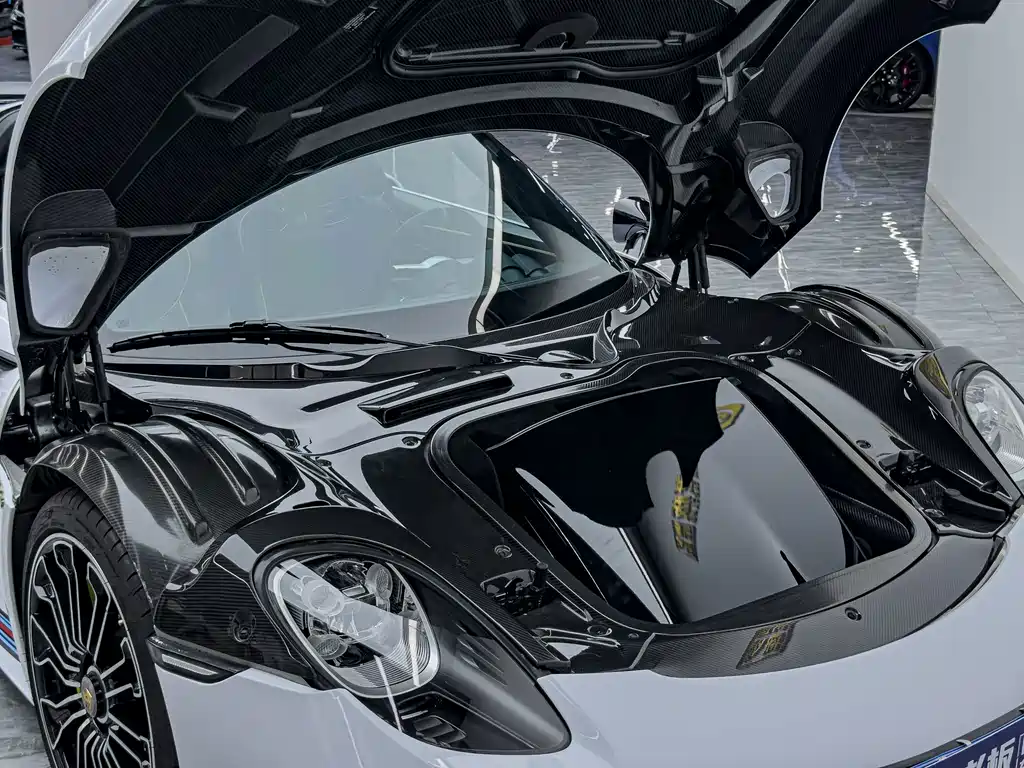 Porsche 918 Spyder — миниатюра 12