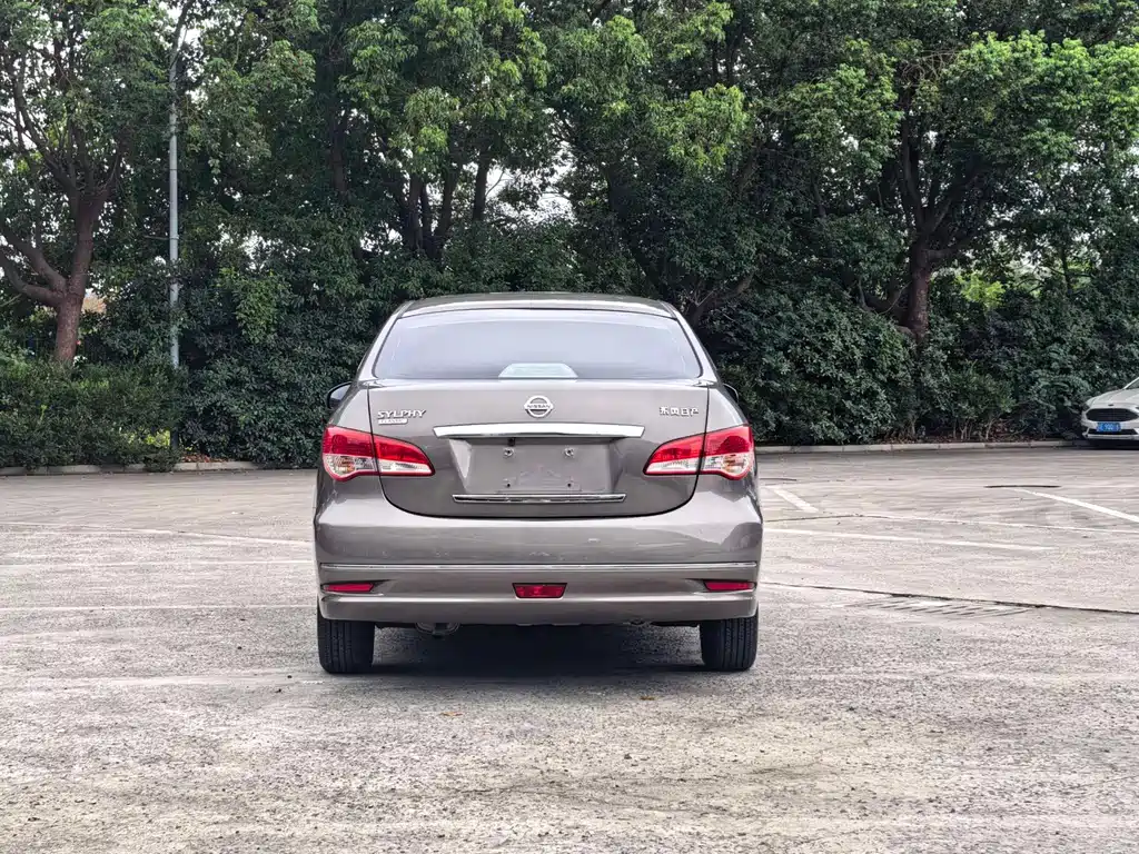 Nissan Sylphy — миниатюра 4