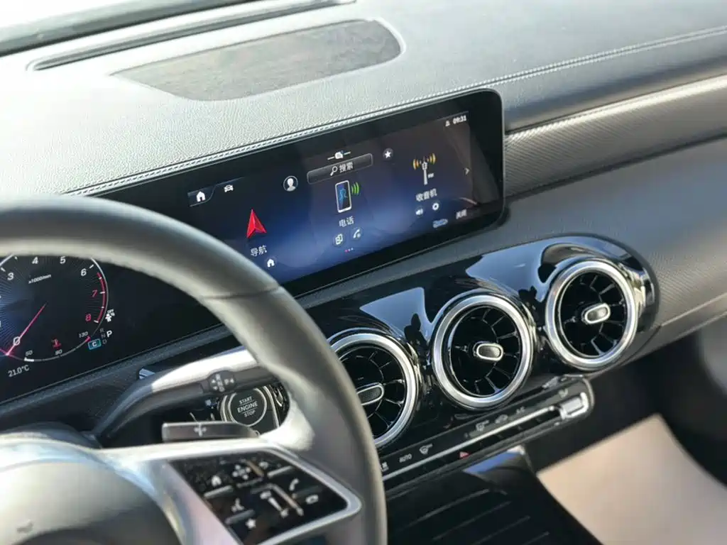 Mercedes-Benz A-Class — миниатюра 5