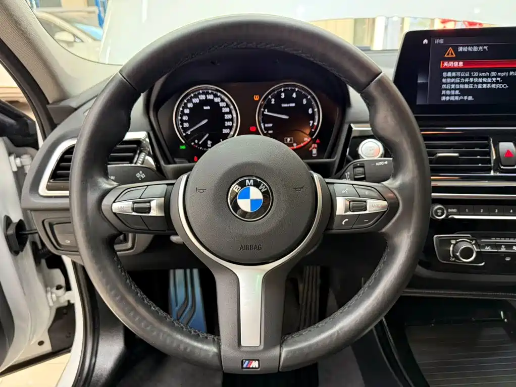 BMW 1 Series — миниатюра 11