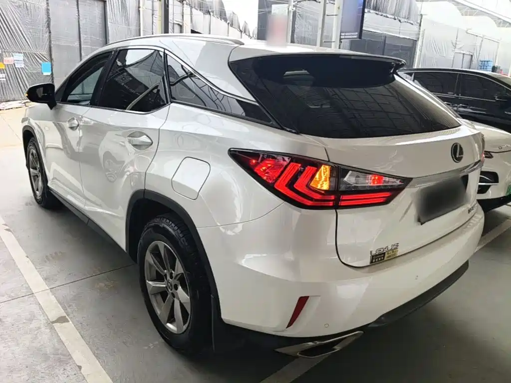 Lexus RX — миниатюра 5