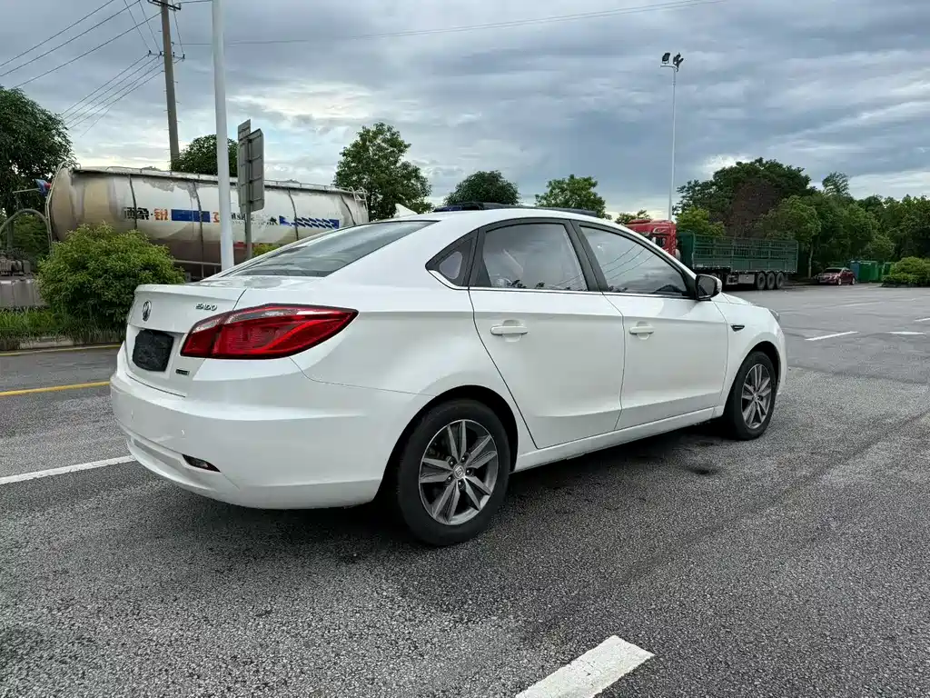 Changan Eado 2015 1.6L AT Luxury
