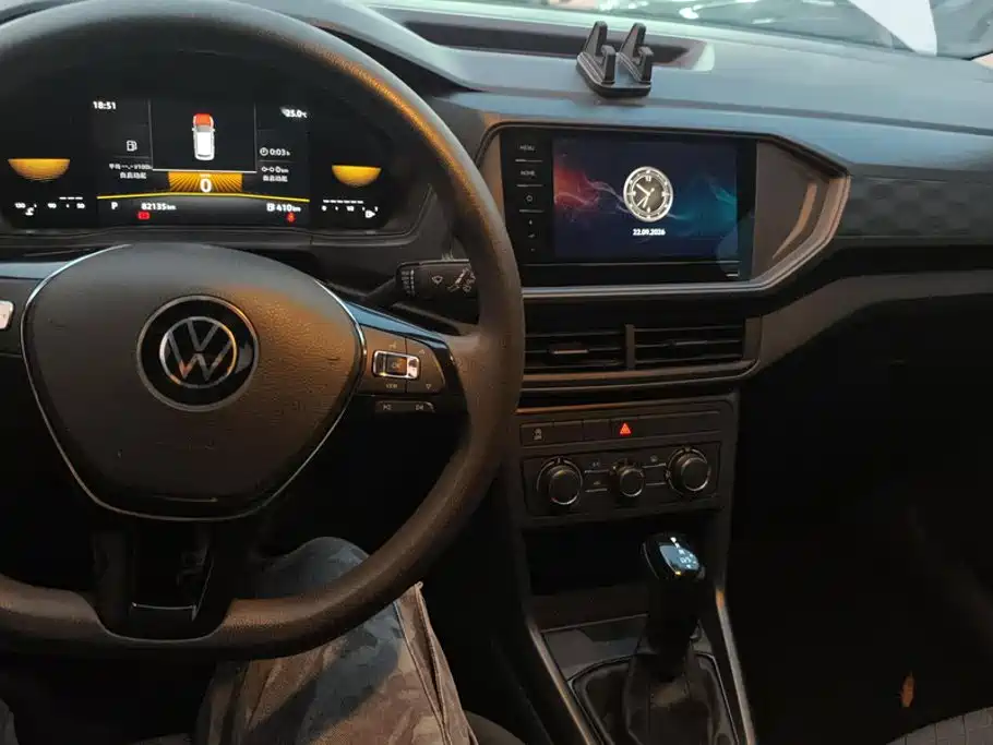 Volkswagen T-Cross — миниатюра 12