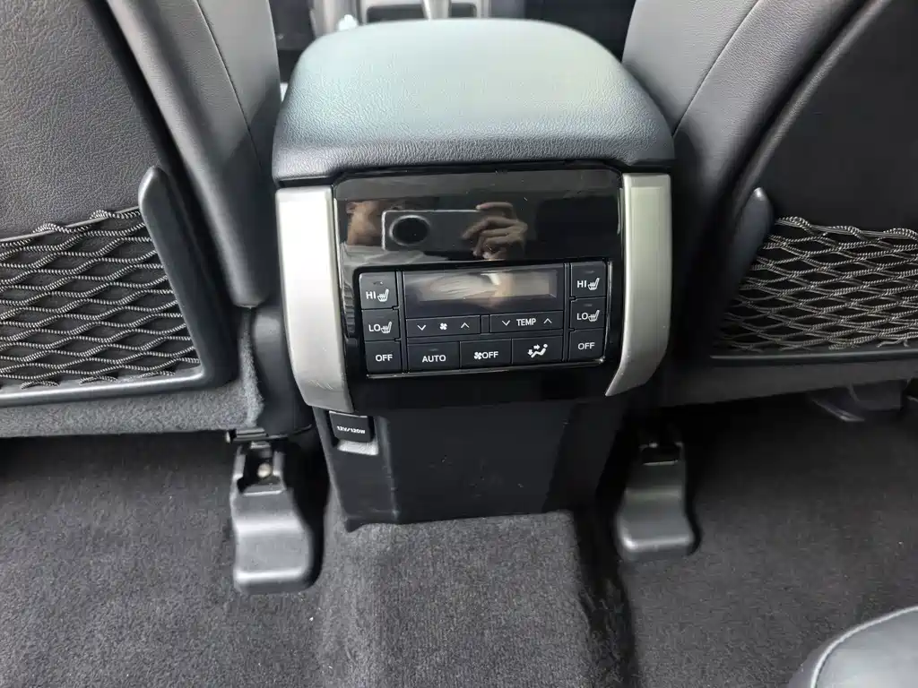 Toyota Prado — миниатюра 13