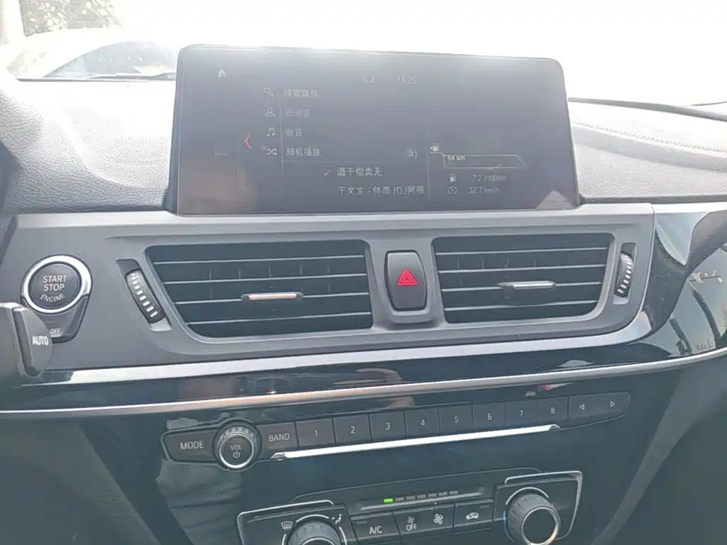 BMW 1 Series — миниатюра 13