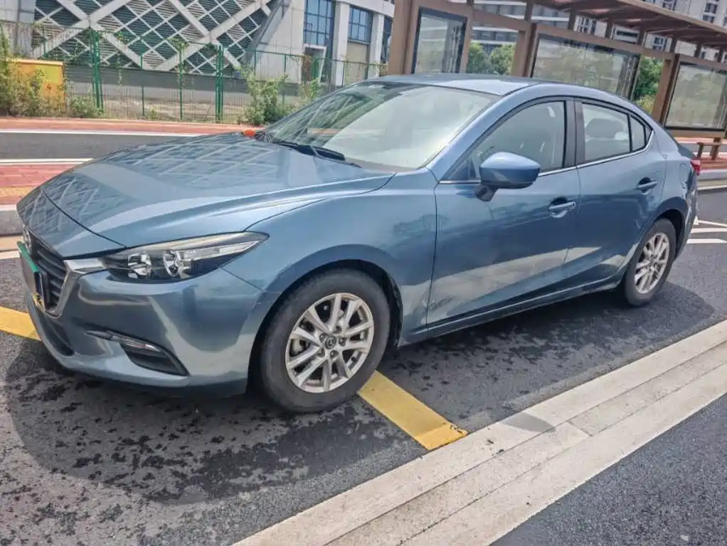 Mazda 3 Axela — миниатюра 2
