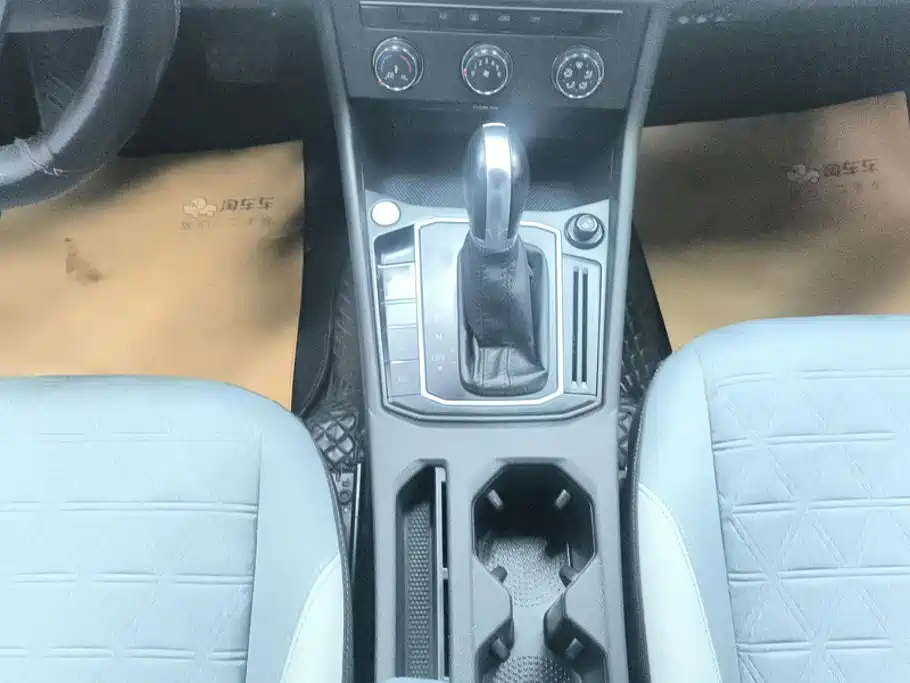 Volkswagen Lavida — миниатюра 16