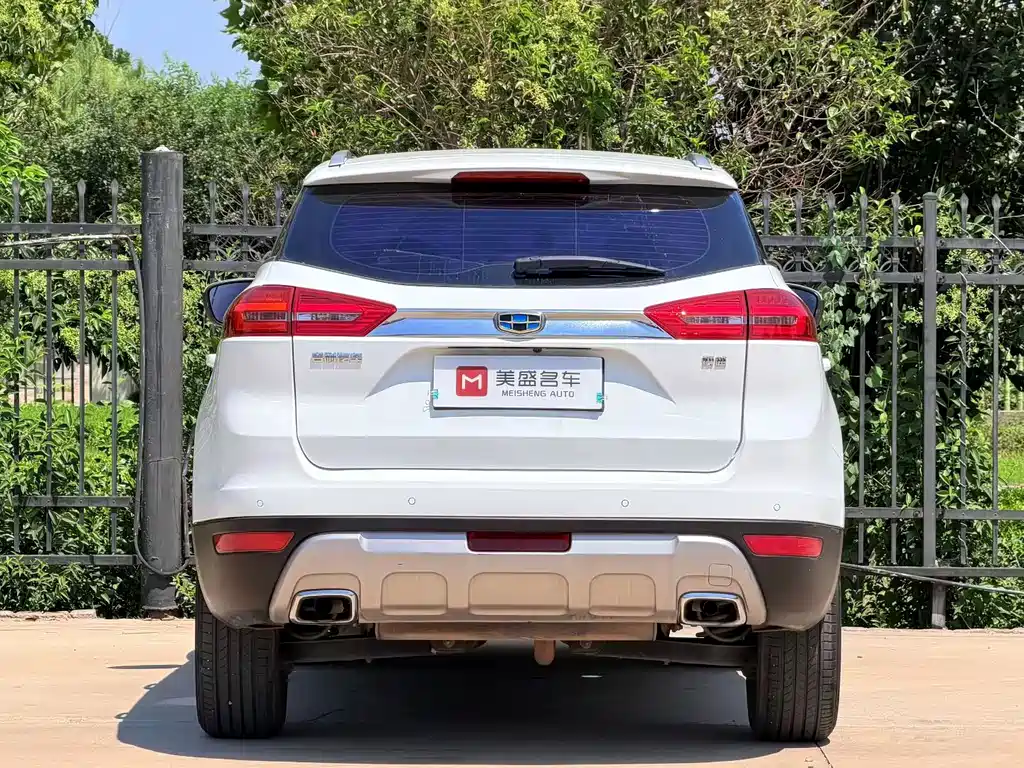 Geely Boyue — миниатюра 8