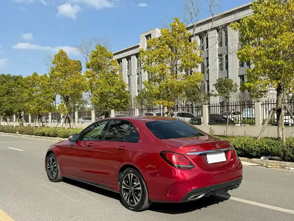 MERCEDES-BENZ C CLASS