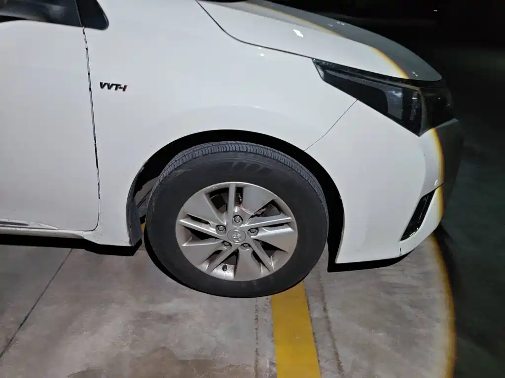 Toyota Corolla — миниатюра 8