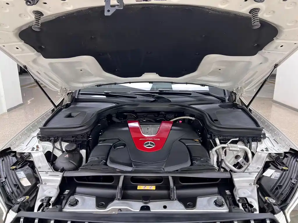 MERCEDES-BENZ GLC AMG