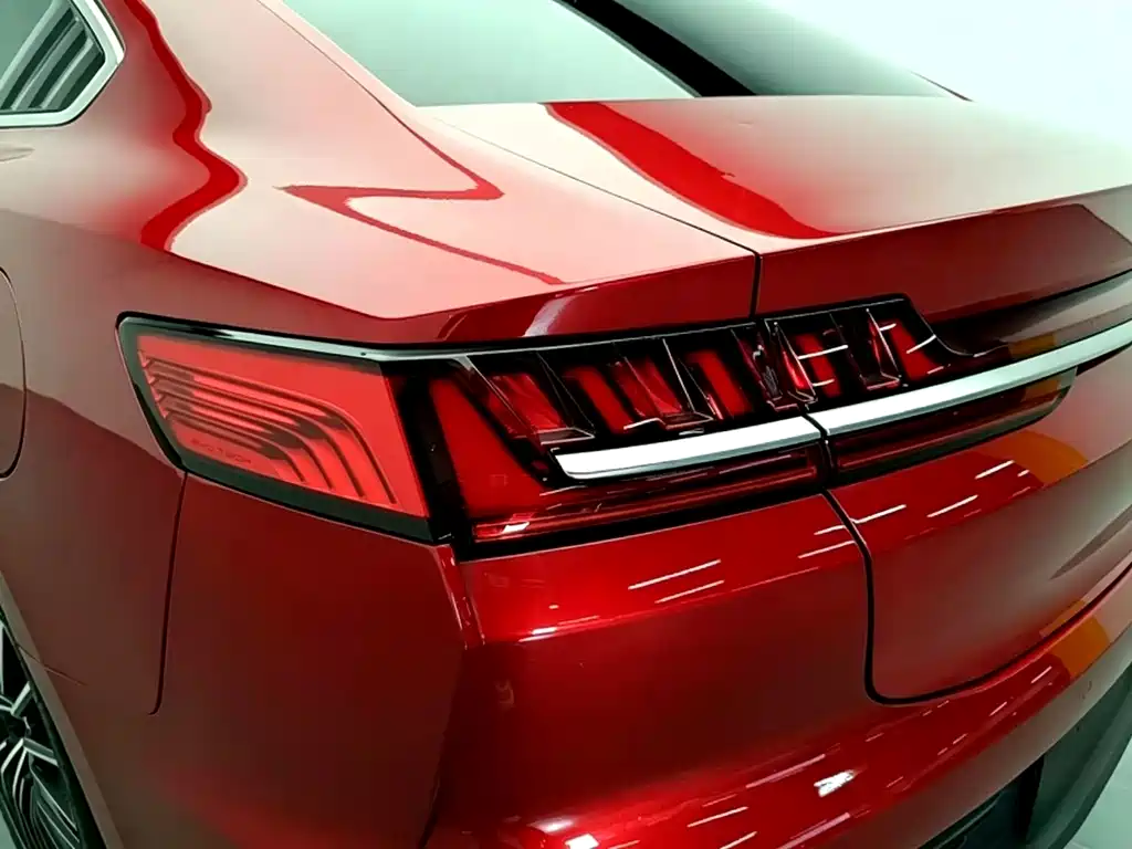 BYD Han — миниатюра 19