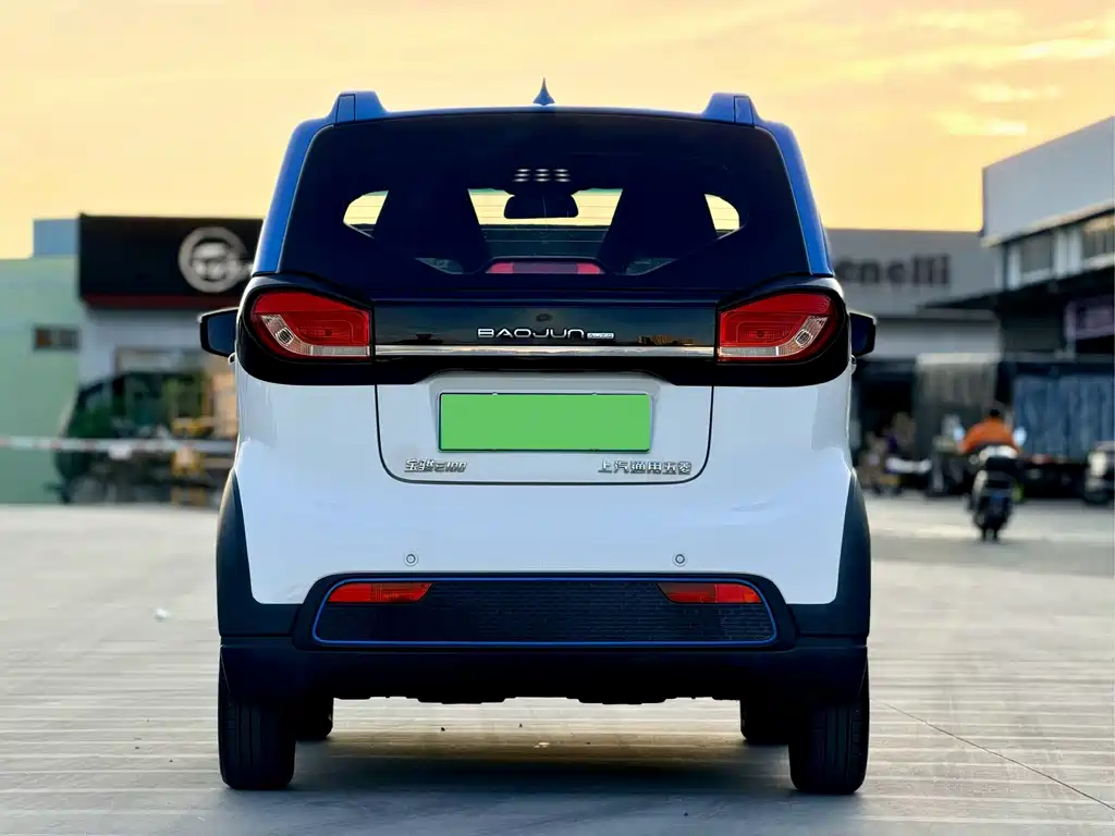 Baojun E100 — миниатюра 5