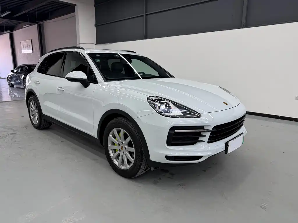 PORSCHE CAYENNE NEW ENERGY