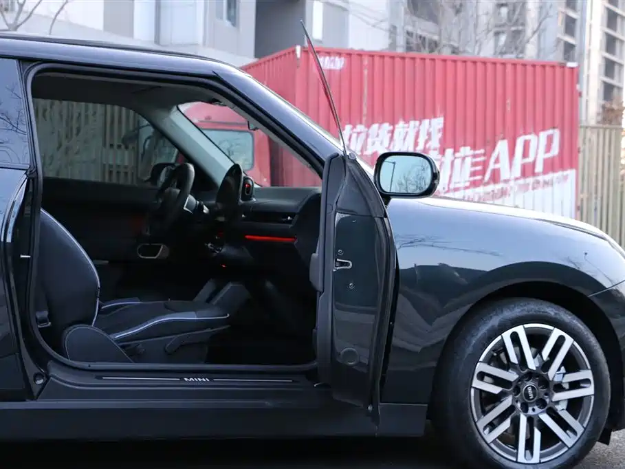 MINI ELECTRIC  COOPER