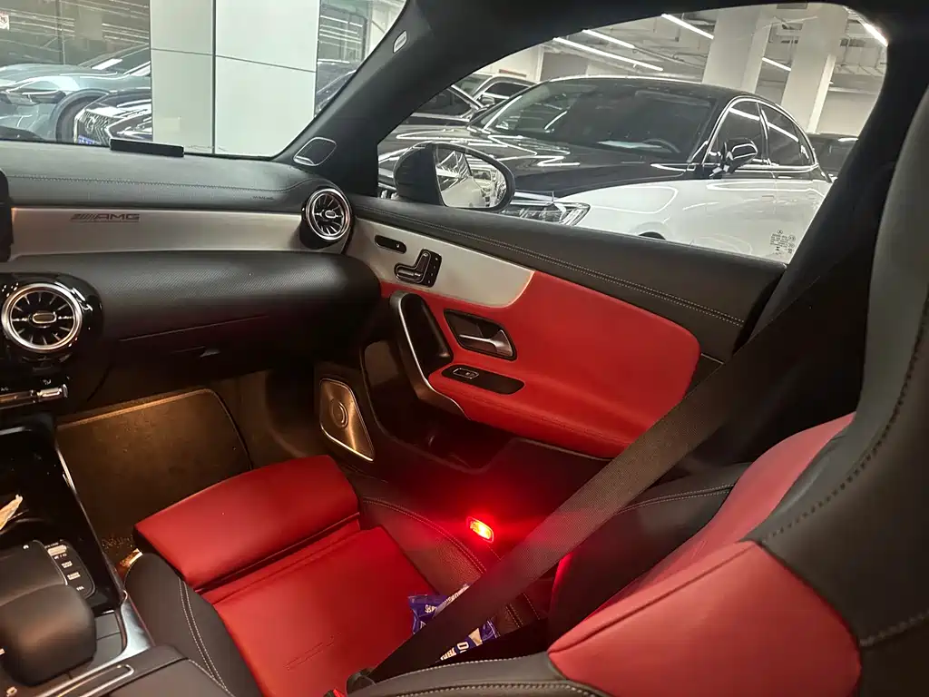 Mercedes-Benz CLA AMG — миниатюра 9
