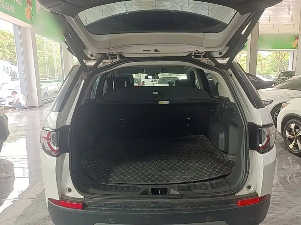 Land Rover Discovery Sport — миниатюра 19