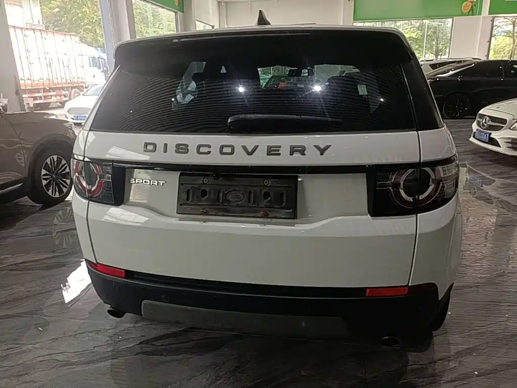 Land Rover Discovery Sport — миниатюра 6